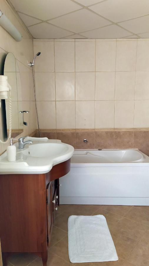 Hotel Mara Baia Mare Eksteriør billede