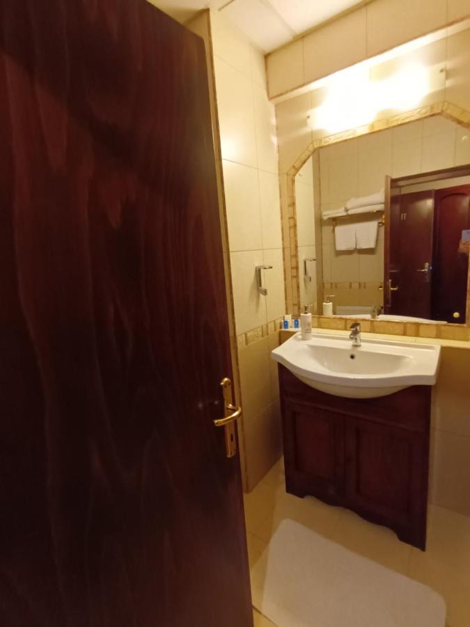 Hotel Mara Baia Mare Eksteriør billede